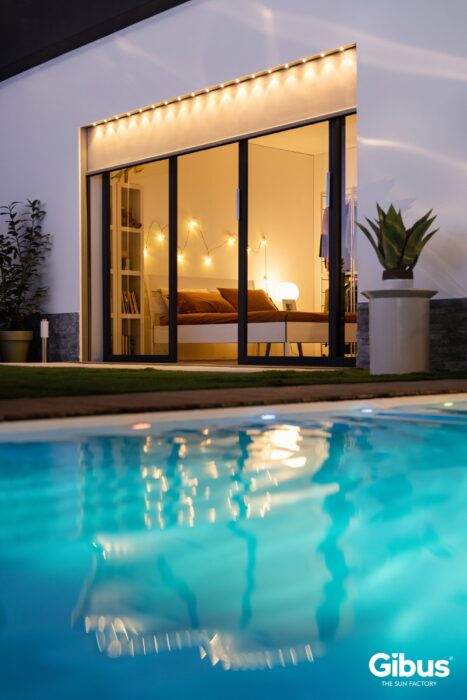 Store Vertical Screen Zip – NOVA-STORES