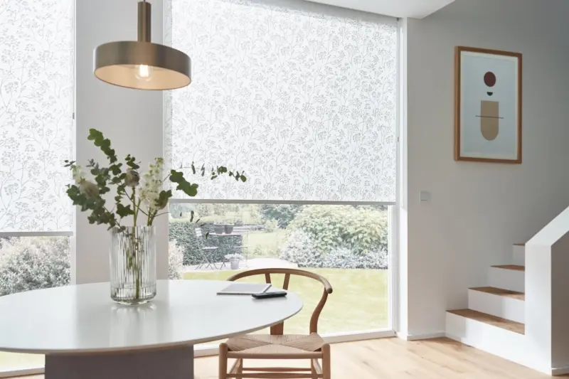 Store rouleau et/ou store enrouleur