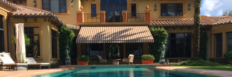 Store banne MONO + NOVA STORES