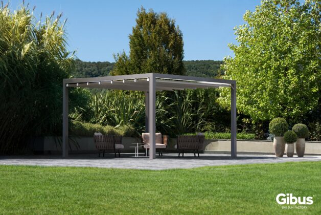 Découvrez la nouvelle pergola à toile rétractable Lani de Gibus, exclusive chez Nova Stores