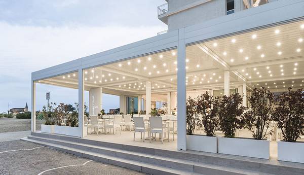 Pergola Bioclimatique en Gironde : Confort et Élégance avec NOVA-STORES, Mérignac, NOVA STORES