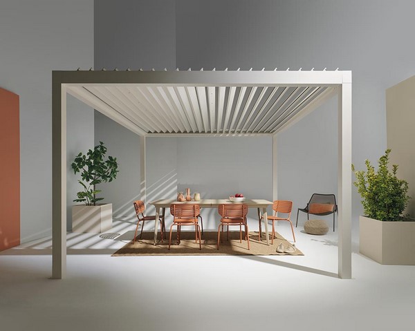 Pergola bioclimatique MOVIE, la dernière de chez Gibus en exclusivité chez Nova-Stores, Mérignac, NOVA STORES