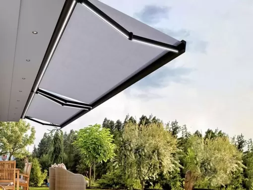 Installateur de stores extérieurs de terrasse sur mesure à Bordeaux avec Nova Stores, Mérignac, NOVA STORES