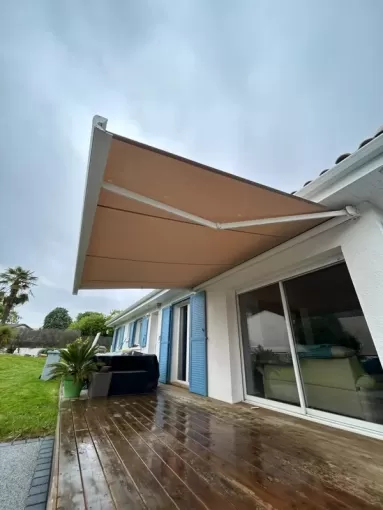 Installation store coffre intégral sur mesure à Bordeaux, Mérignac, NOVA STORES