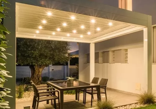 Vente et installation de pergola bioclimatique sur-mesure à Blanquefort, Mérignac, NOVA STORES