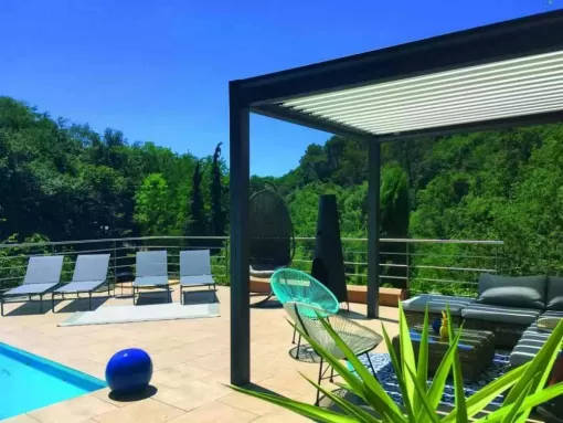 Pose de pergolas bioclimatique à Mérignac, Mérignac, NOVA STORES