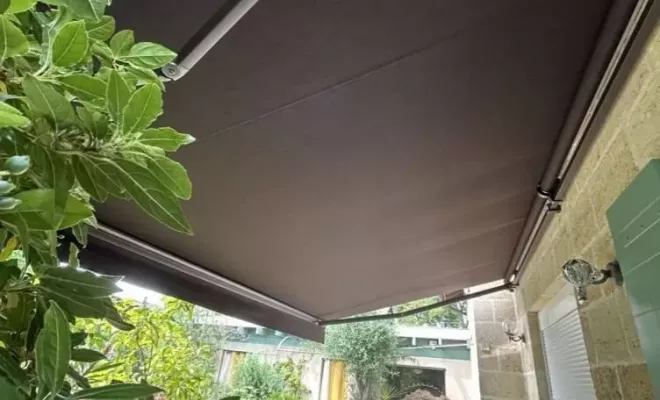 Installation de stores de terrasses sur mesure à Saint André de Cubzac, Mérignac, NOVA STORES