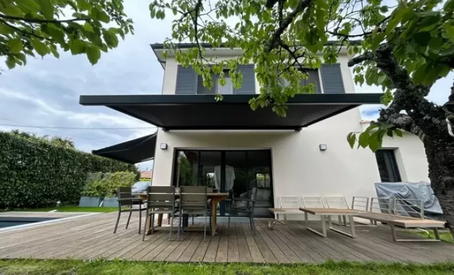 Installation store coffre intégral sur mesure à Bordeaux, Mérignac, NOVA STORES