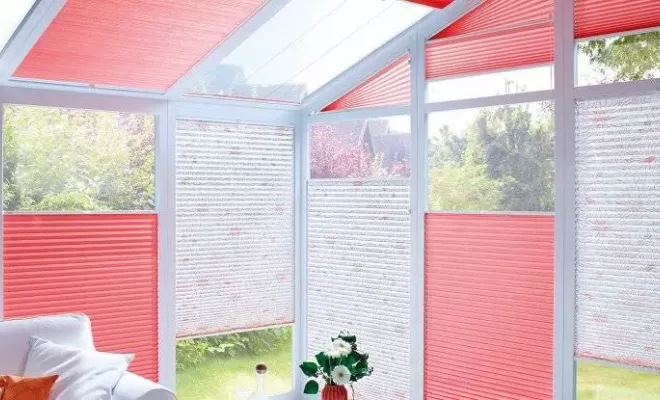 Installation de stores de véranda, stores tendus sous toiture de véranda sur mesure chez NOVA STORES, Mérignac, NOVA STORES
