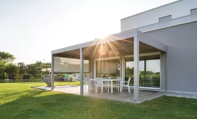 Pergola bioclimatique à Bordeaux : découvrez l'expertise de Nova Stores, Mérignac, NOVA STORES