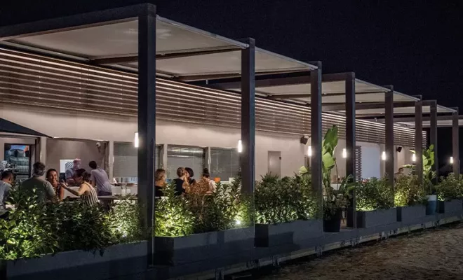 Pergola bioclimatique à Bordeaux : découvrez l'expertise de Nova Stores, Mérignac, NOVA STORES