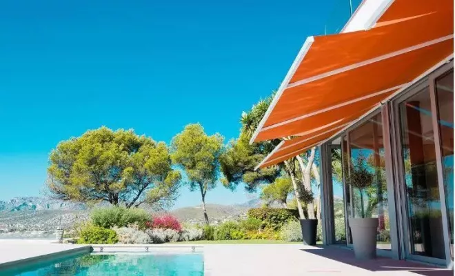 Profitez de votre terrasse toute l'année grâce à la pose de stores extérieurs de terrasse à Mérignac avec Nova Stores, Mérignac, NOVA STORES
