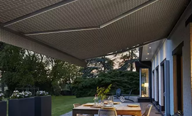 LA RÉSISTANCE D’UN STORE TERRASSE EN CAS D’INTEMPÉRIES ? Nova Stores Merignac, Mérignac, NOVA STORES