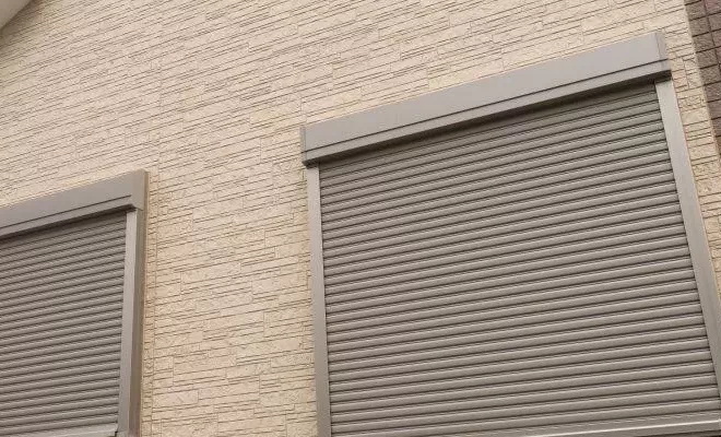 Vente et installation de volets roulants sur Mérignac et Bordeaux avec Nova-Stores, Mérignac, NOVA STORES